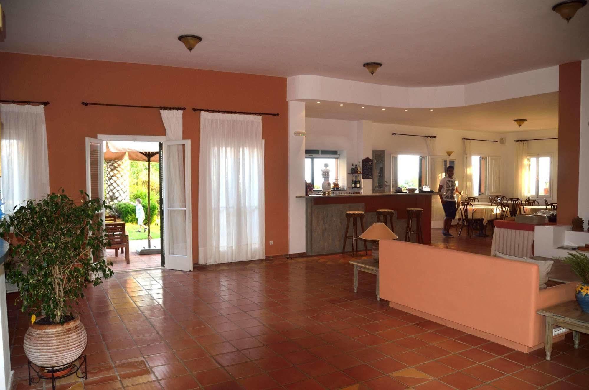 Aparthotel Mounda 3*