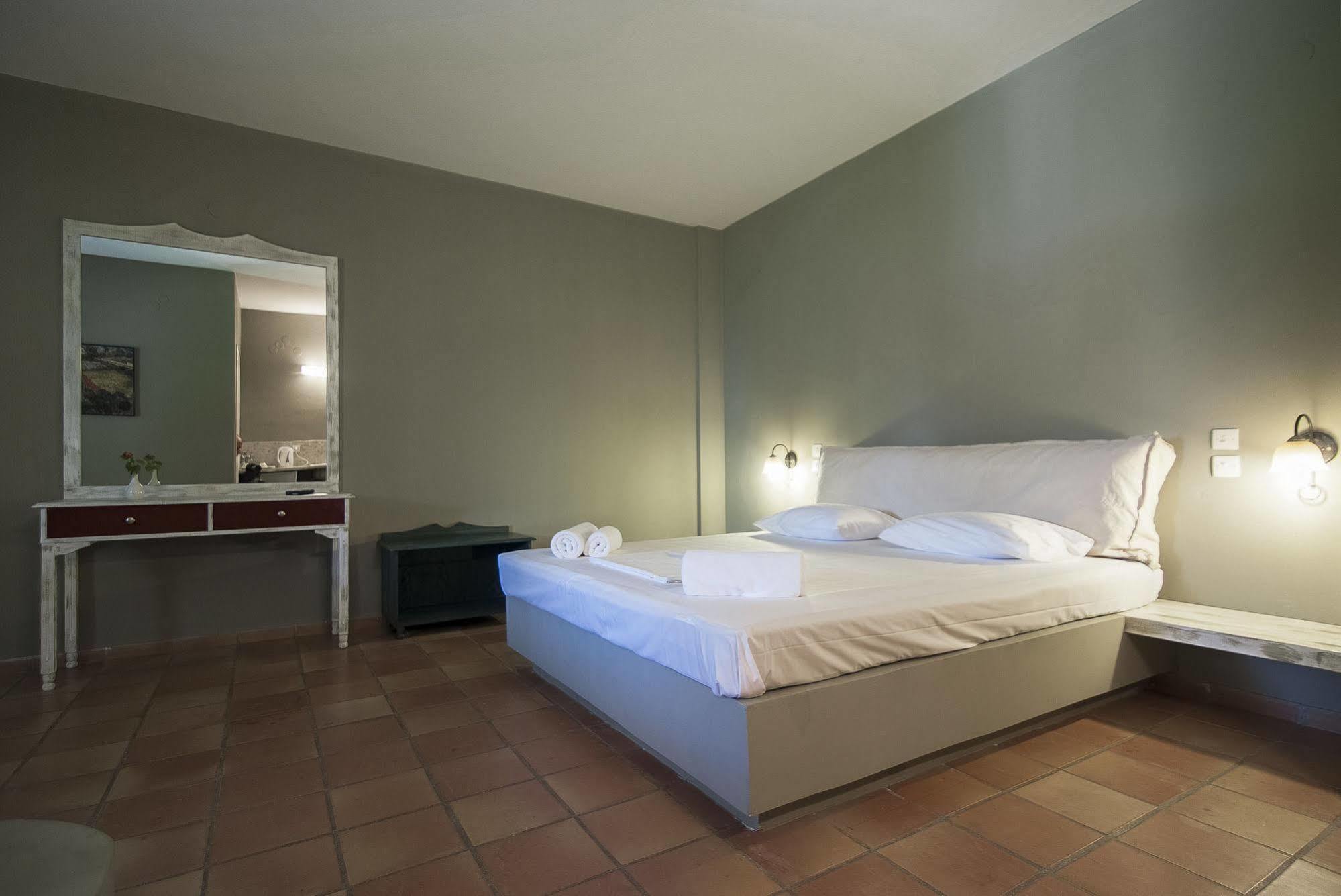 Mounda Aparthotel
