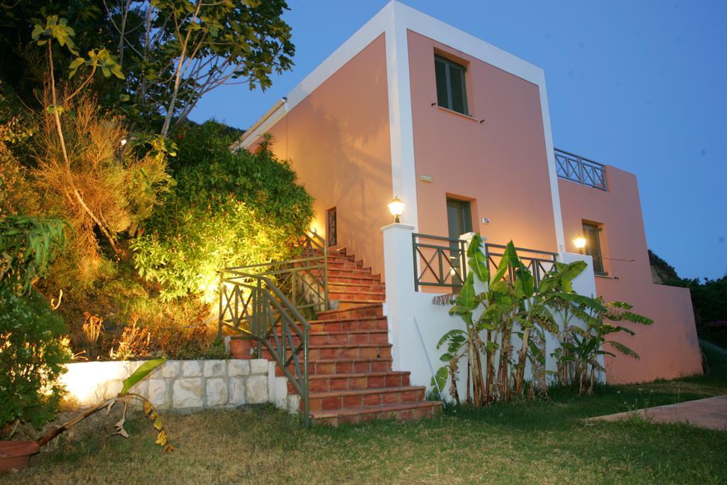 Aparthotel Mounda 3*