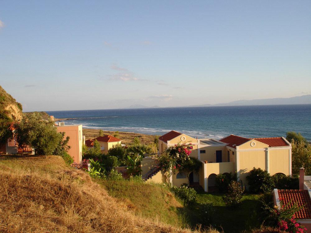 Mounda Aparthotel 3*